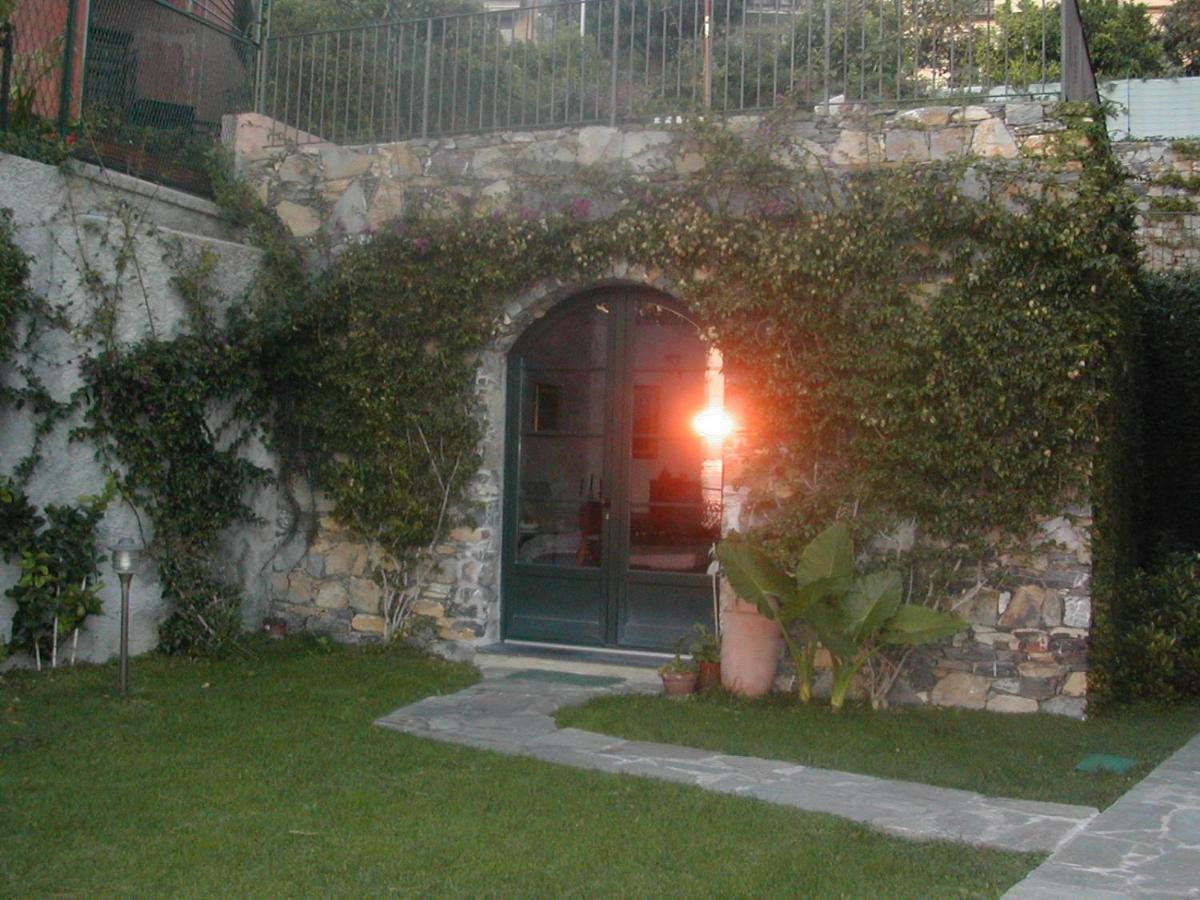 Villa Sul Mare Sori Bagian luar foto